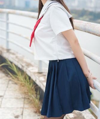 欧美男生头像阳光高清_高清在线观看完整版